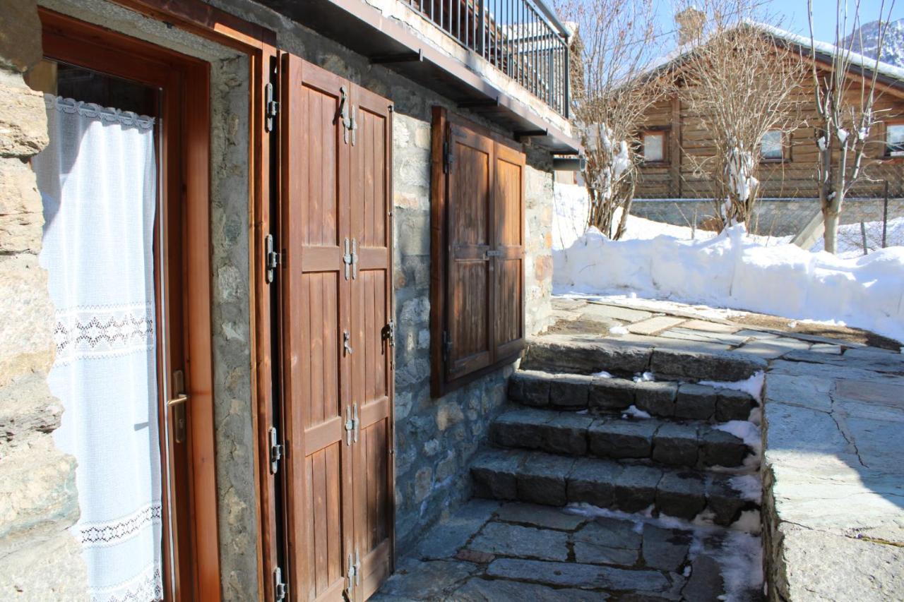 L'Atelier Du Temps - Herbetet Appartement Cogne Exterior photo